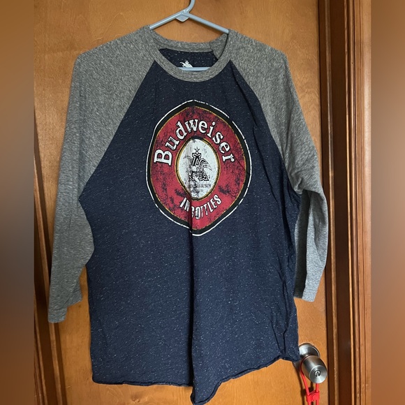 Budweiser 3/4 Sleeve Baseball Style T-Shirt 
Size: 2X - Picture 5 of 6